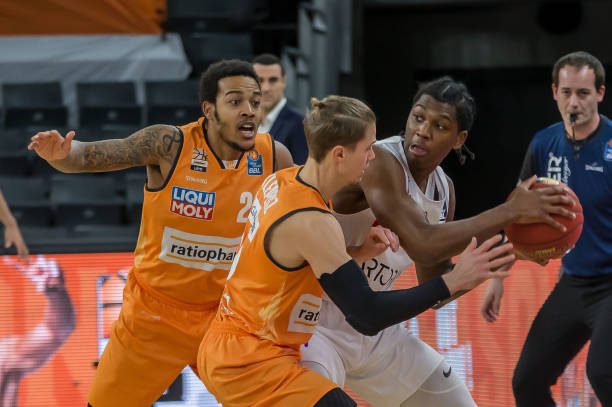 加特在场上 加特在场上